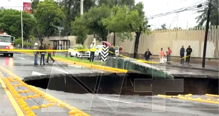 Impactante megasocavón de 10 metros aparece en Zapopan, Jalisco